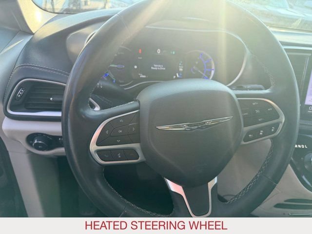 Certified 2023 Chrysler Pacifica Touring-L FWD image 11
