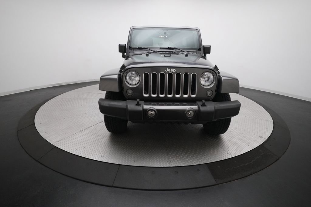 Used 2016 Jeep Wrangler Unlimited Sahara image 11