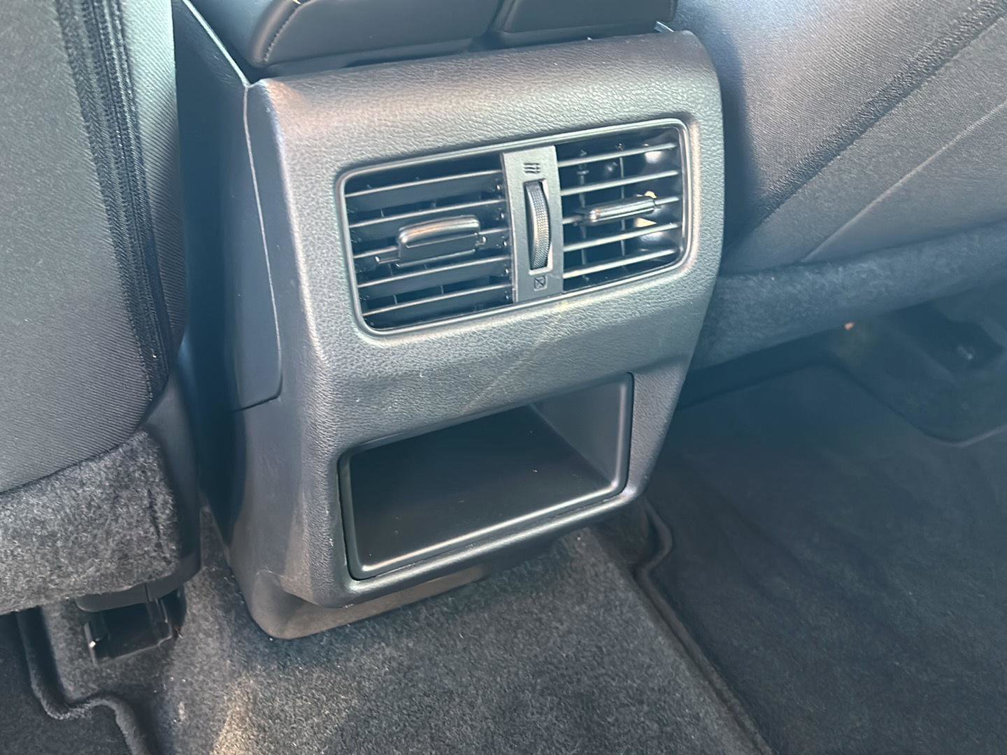 Used 2025 Nissan Rogue S image 25