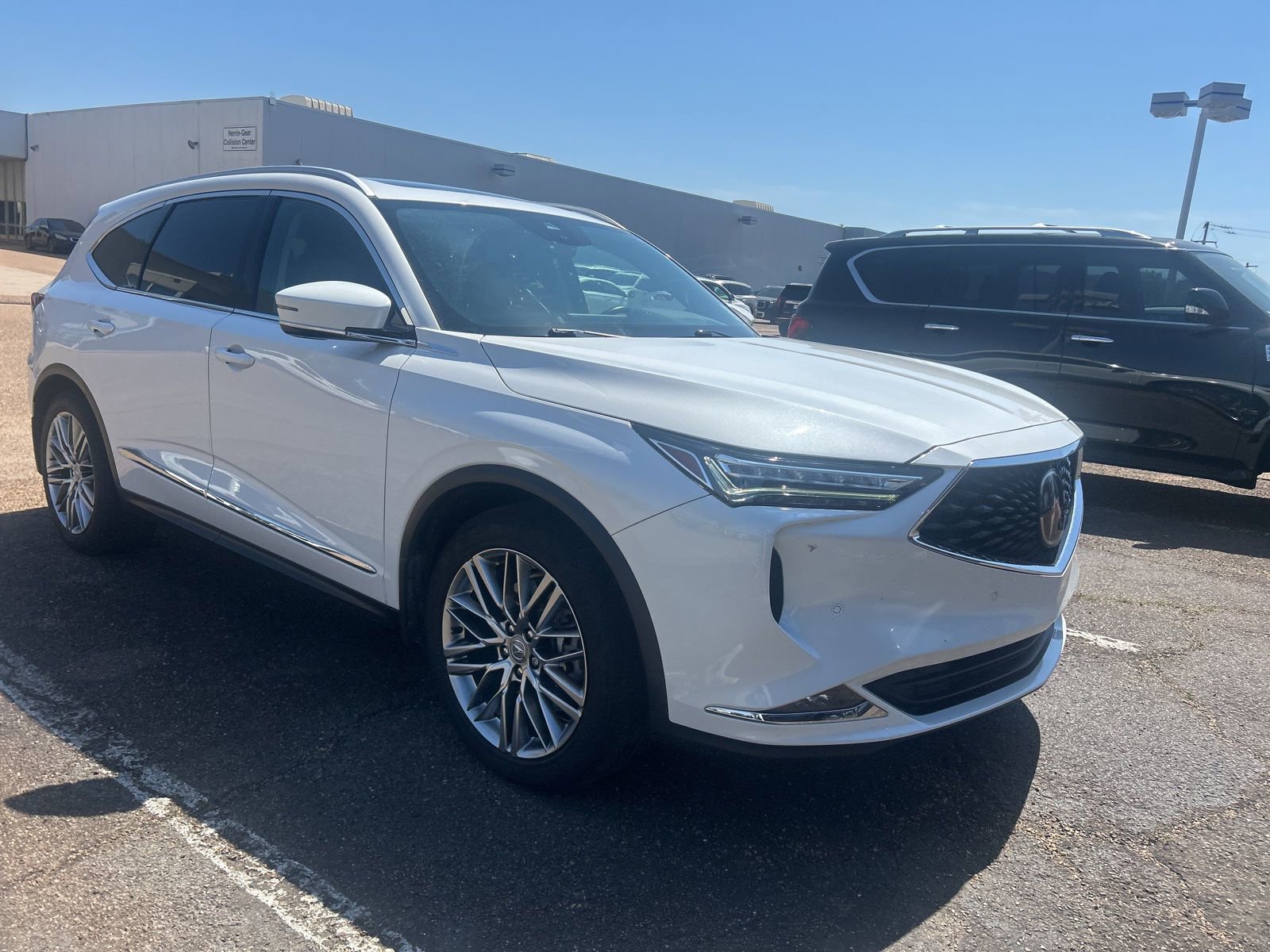 Used 2023 Acura MDX SH-AWD w/ Advance Package image 10