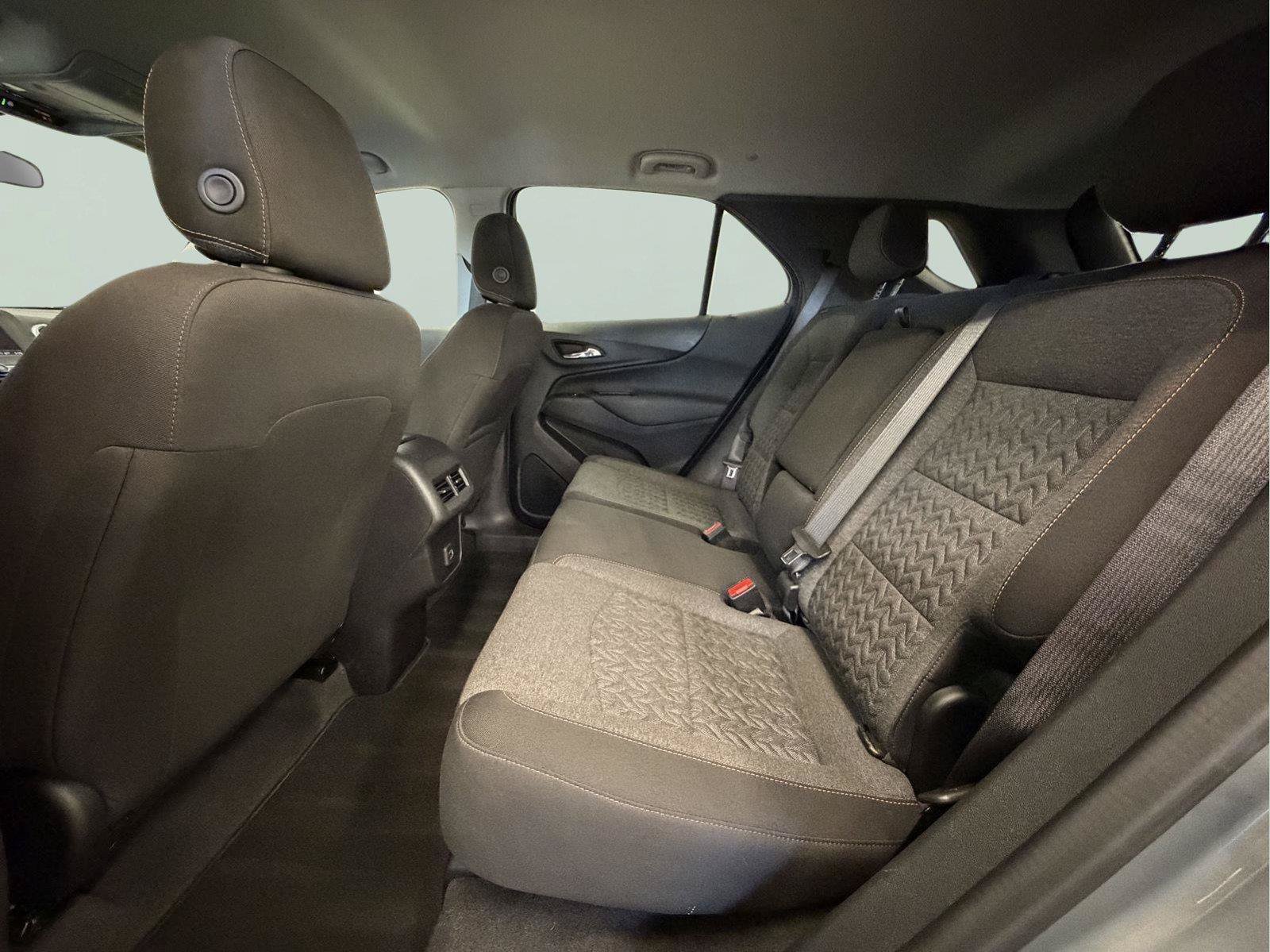 Used 2024 Chevrolet Equinox LT AWD/4WD image 25