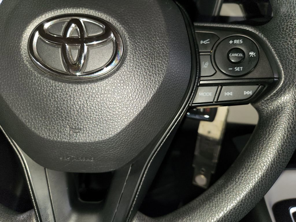 Used 2022 Toyota Corolla LE image 24