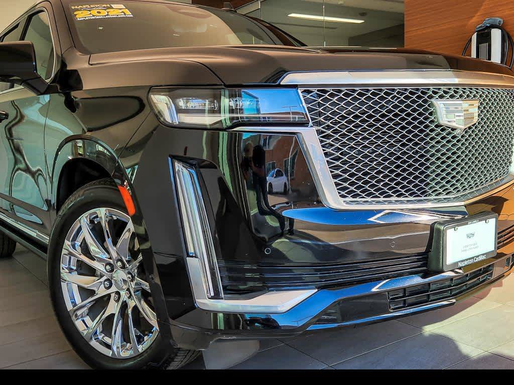 Used 2021 Cadillac Escalade Premium Luxury Platinum w/ LPO, Floor Liner Package AWD/4WD image 2