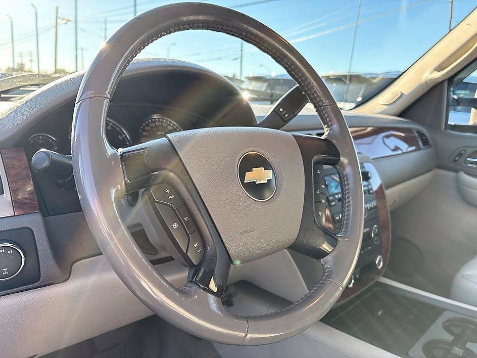 Used 2007 Chevrolet Silverado 2500 LTZ w/ Suspension Package, Off-Road AWD/4WD image 11