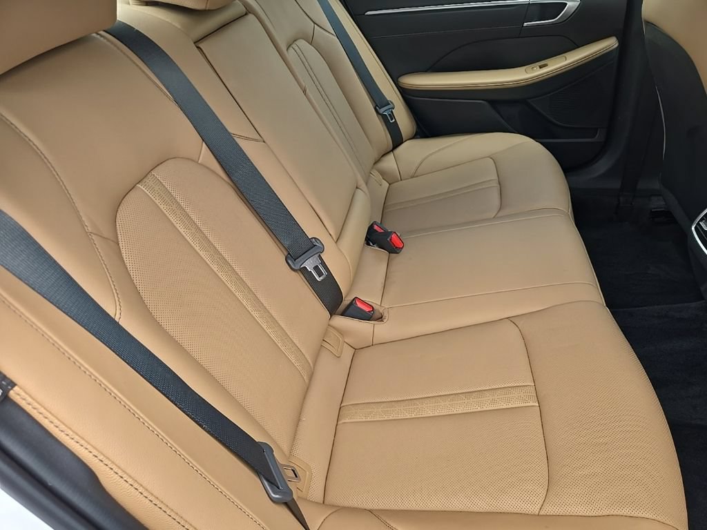 Certified 2025 Hyundai Sonata Limited FWD image 32