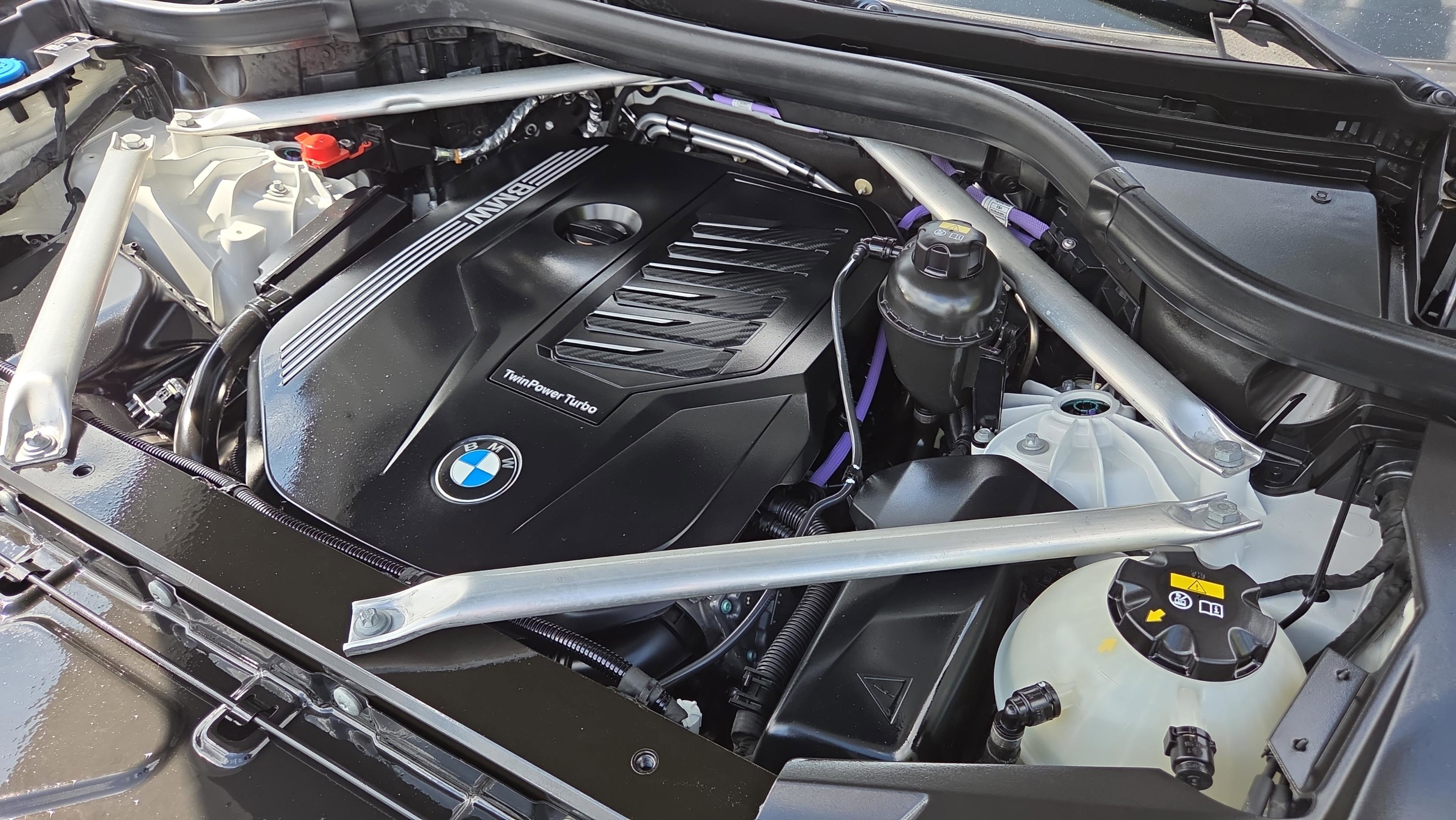 Used 2021 BMW X5 xDrive40i w/ M Sport Package image 26