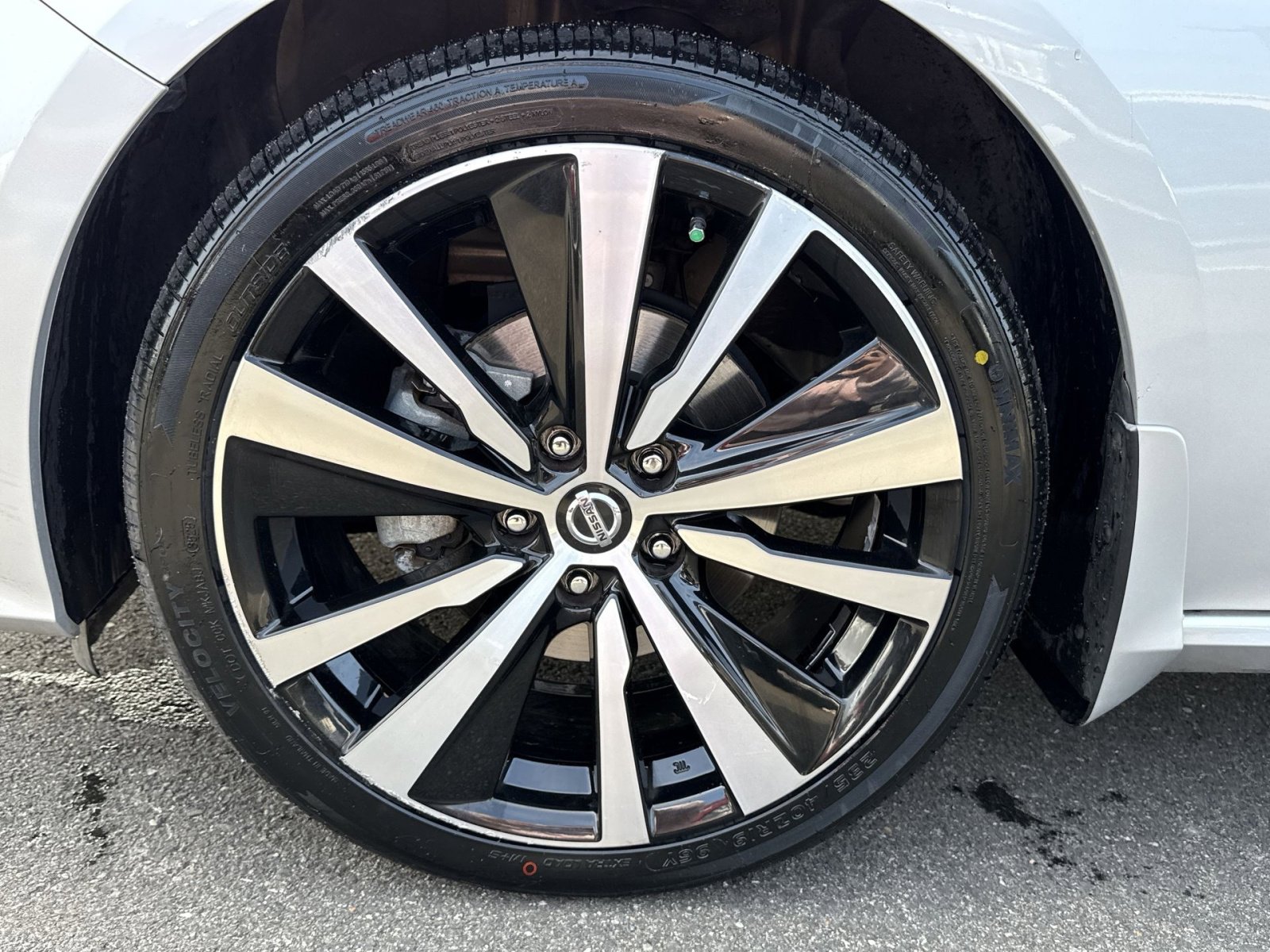 Used 2021 Nissan Altima 2.5 SR image 12