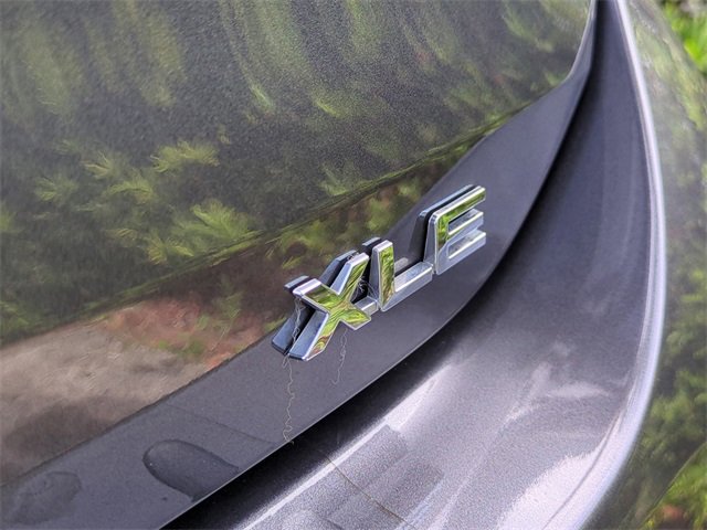 Used 2022 Toyota Highlander XLE image 6