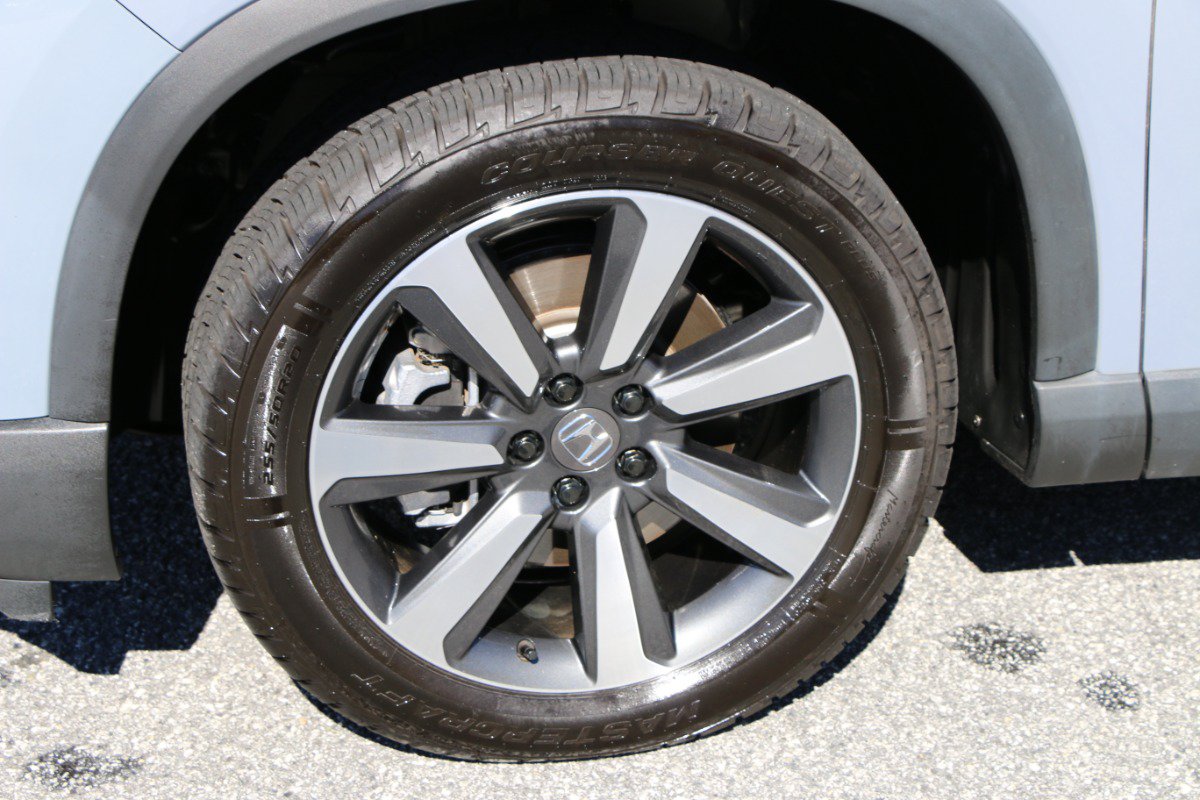 Used 2025 Honda Pilot Touring image 14