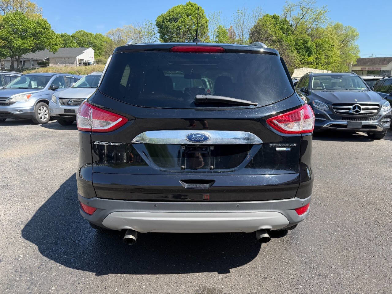 Used 2016 Ford Escape Titanium w/ Equipment Group 301A AWD/4WD image 10