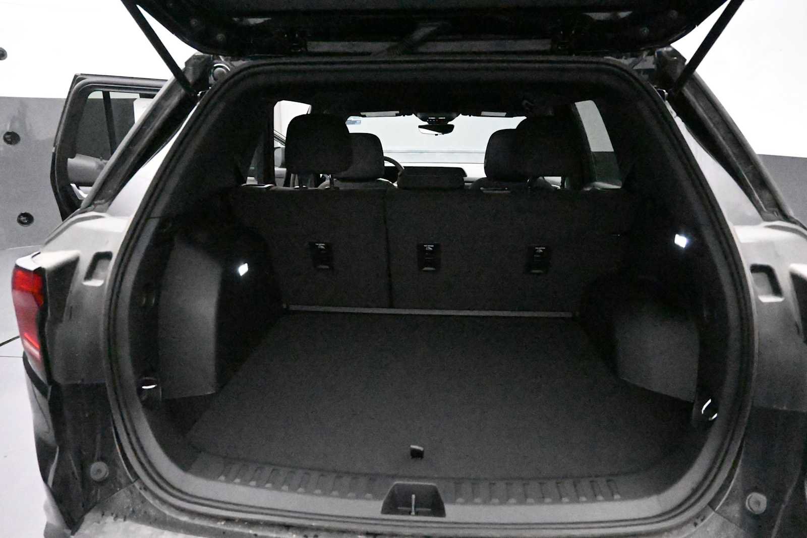 New 2026 GMC Terrain Elevation AWD/4WD image 11