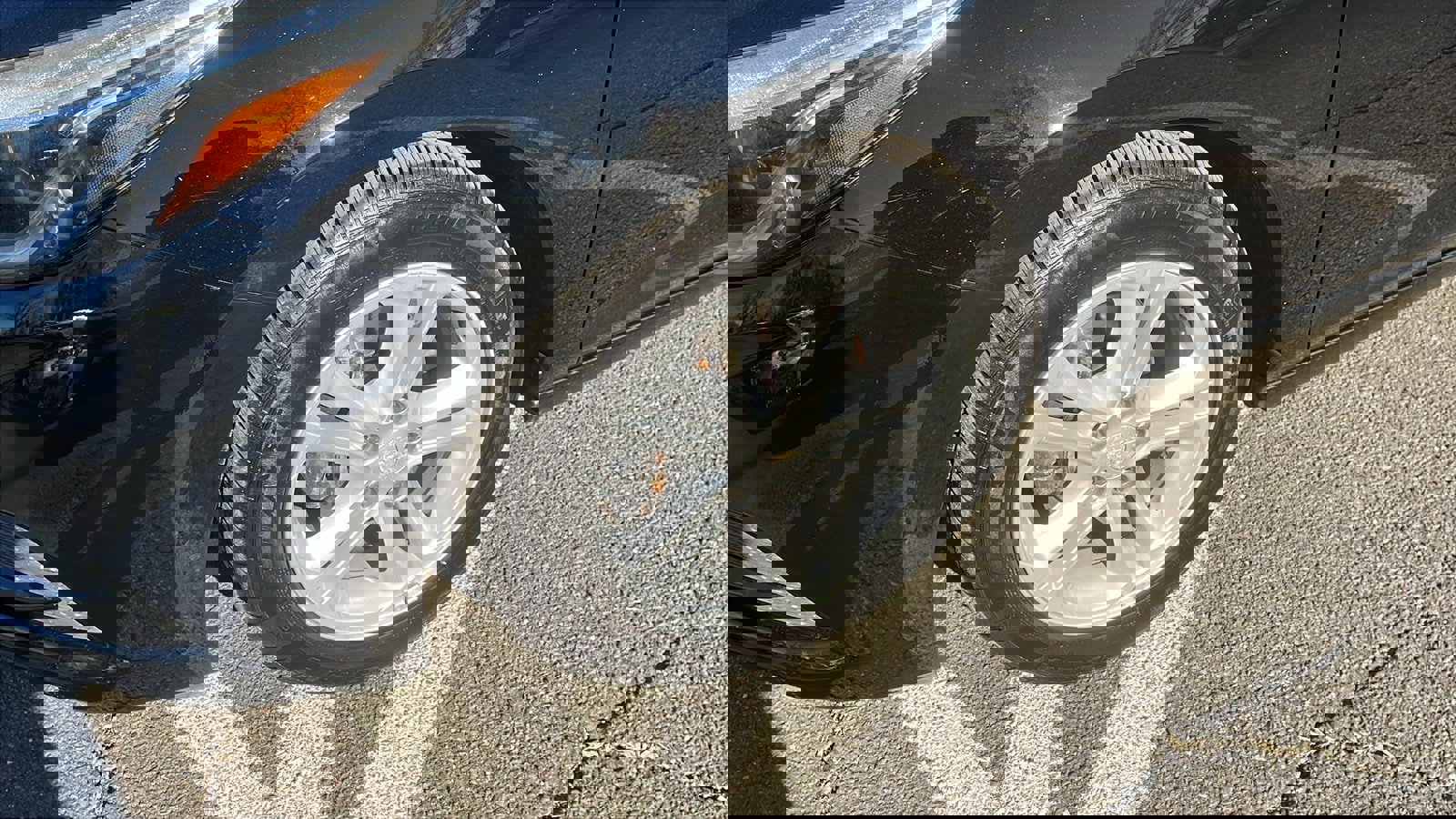 Used 2017 Chevrolet Cruze LT image 9