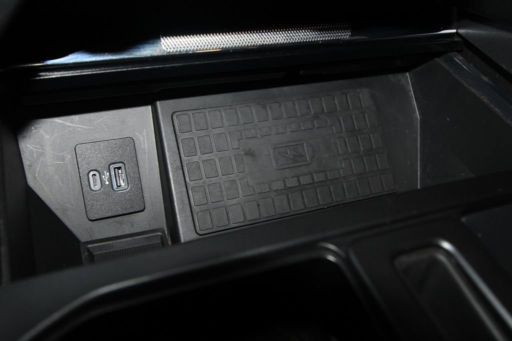 Used 2022 Ford F150 Platinum w/ Equipment Group 701A High image 23