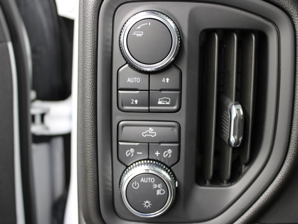 Used 2025 GMC Sierra 1500 Pro w/ Graphite Edition AWD/4WD image 46
