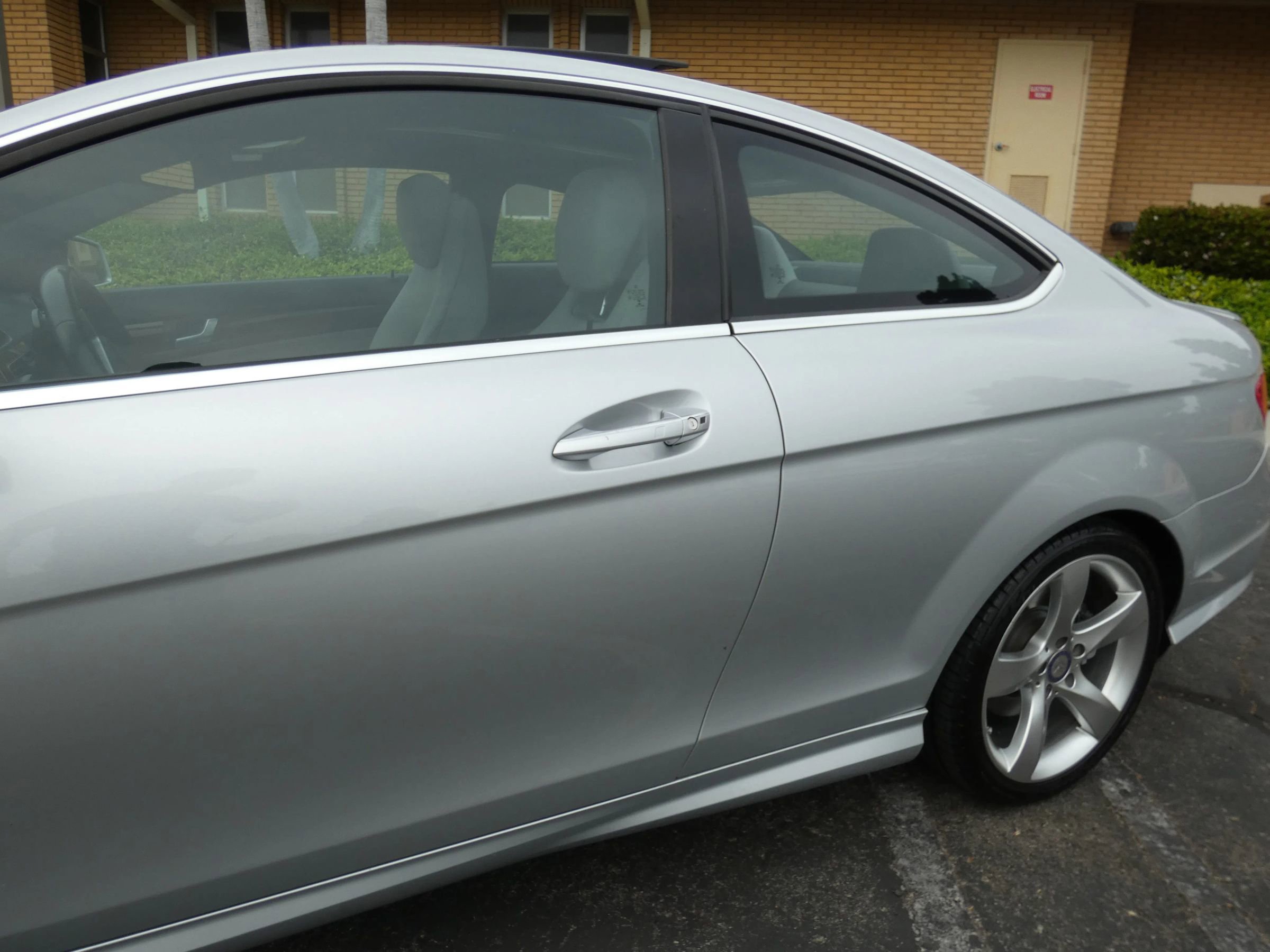 Used 2015 Mercedes-Benz C 350 Coupe image 10