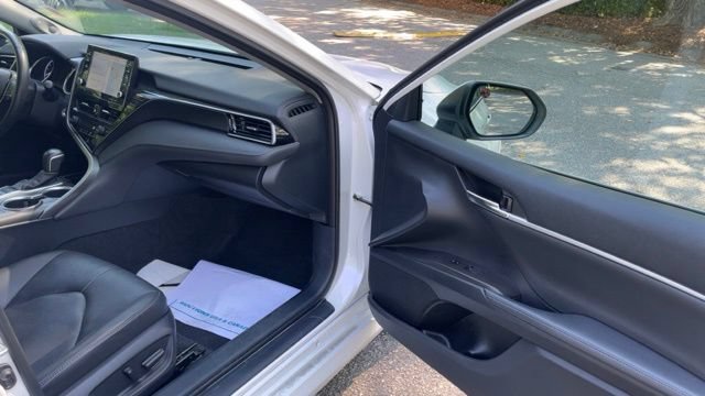 Used 2023 Toyota Camry XLE w/ Navigation Package FWD image 10