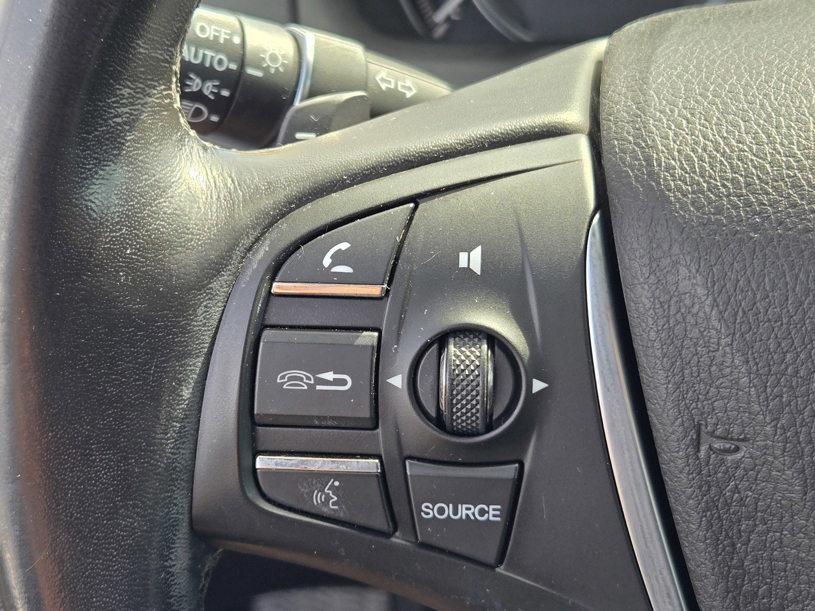 Used 2017 Acura TLX w/ Technology Package image 24