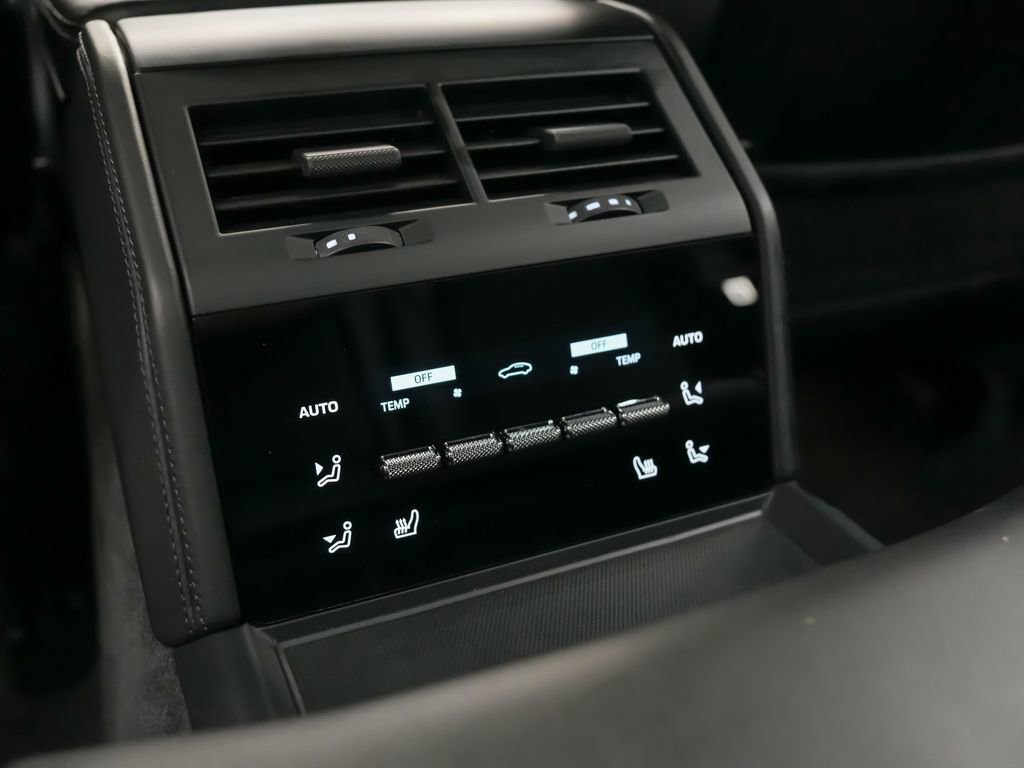 Used 2025 Porsche Panamera 4 E-Hybrid AWD/4WD image 20