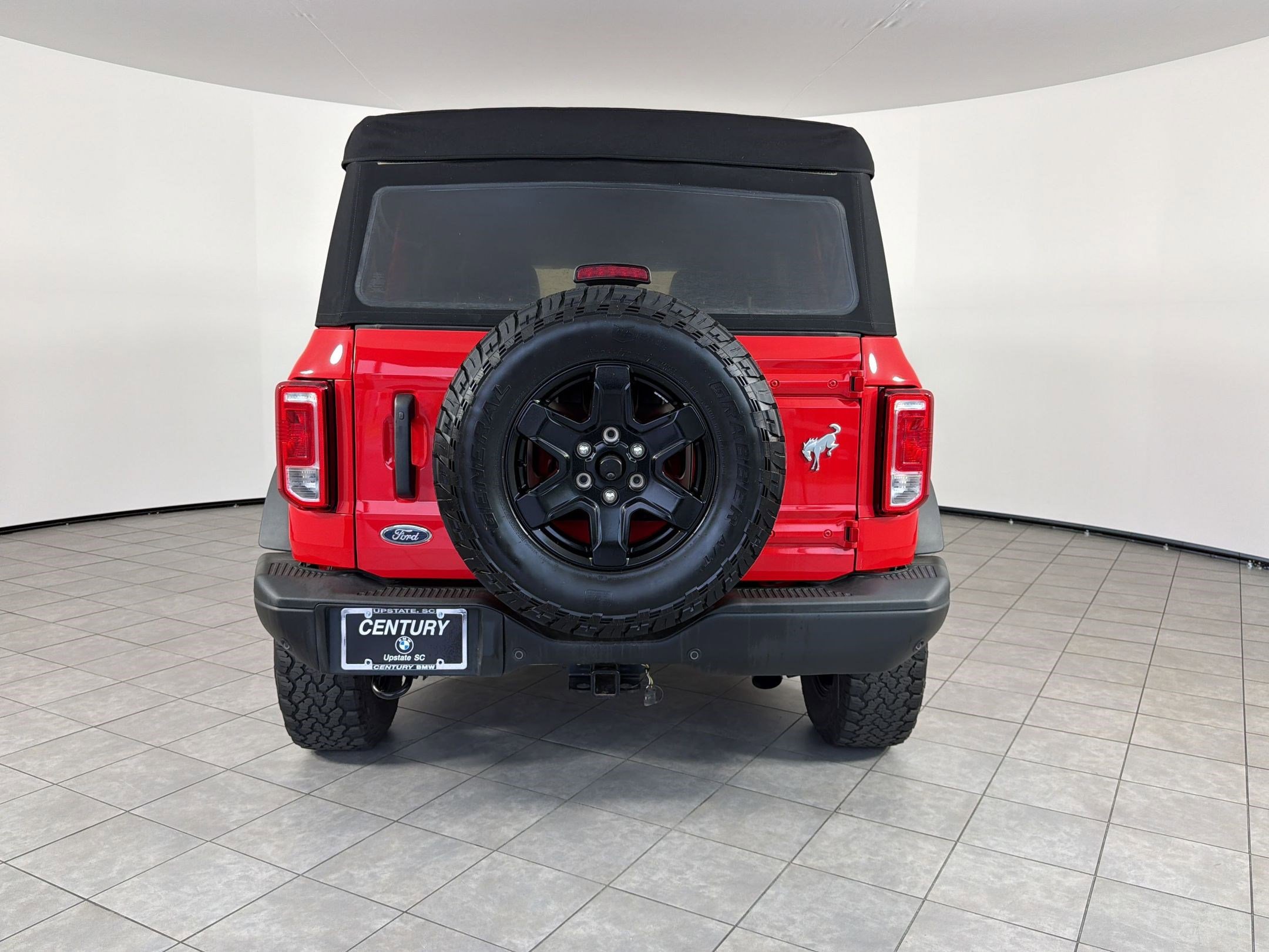 Used 2022 Ford Bronco Black Diamond image 10