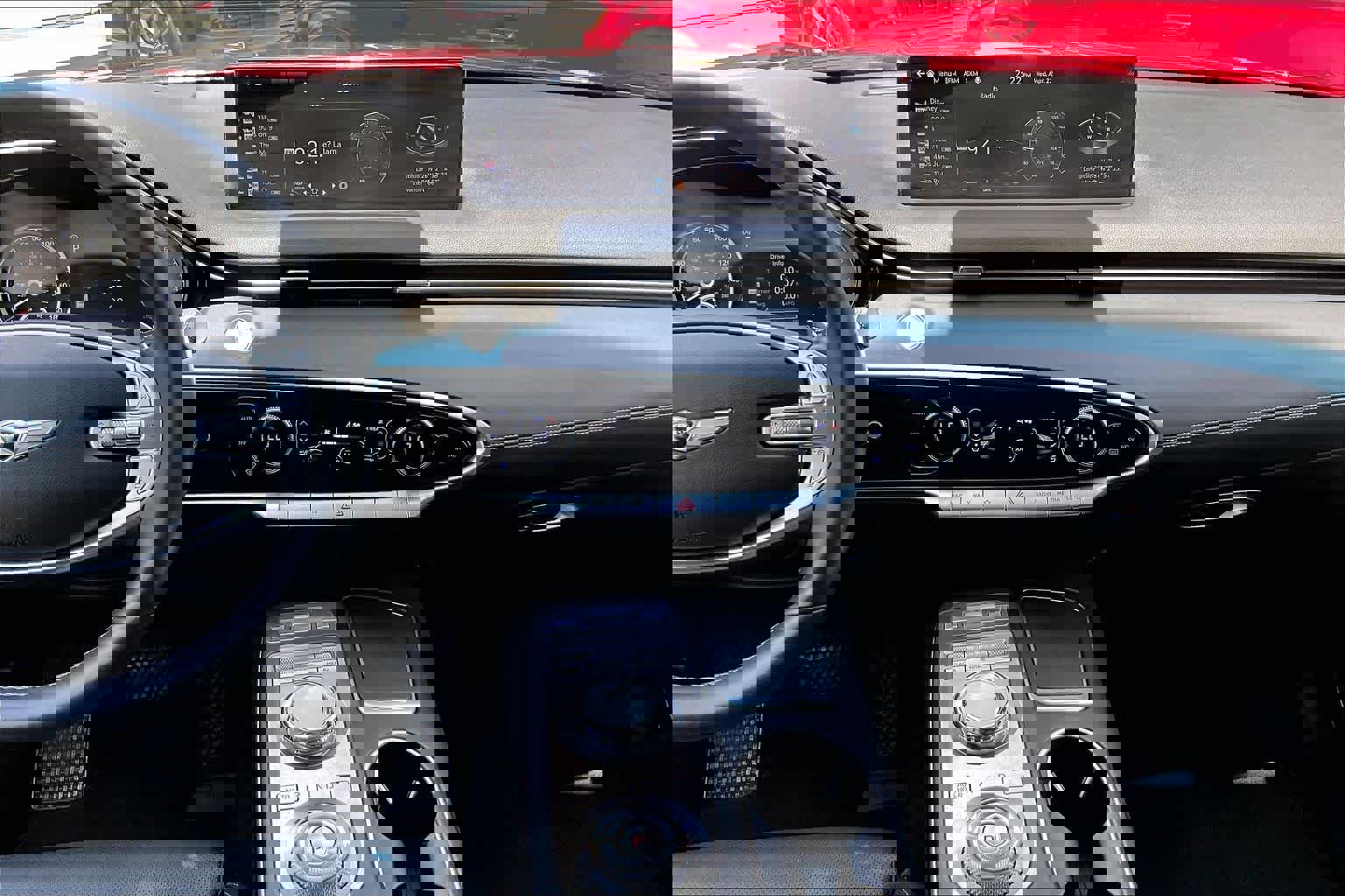 Used 2025 Genesis GV70 2.5T AWD/4WD image 7