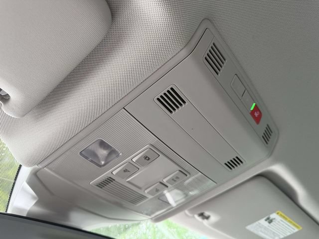 Certified 2024 Volkswagen Jetta S FWD image 30