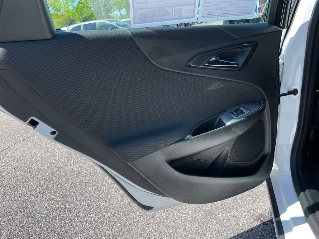 Used 2024 Chevrolet Malibu RS FWD image 36