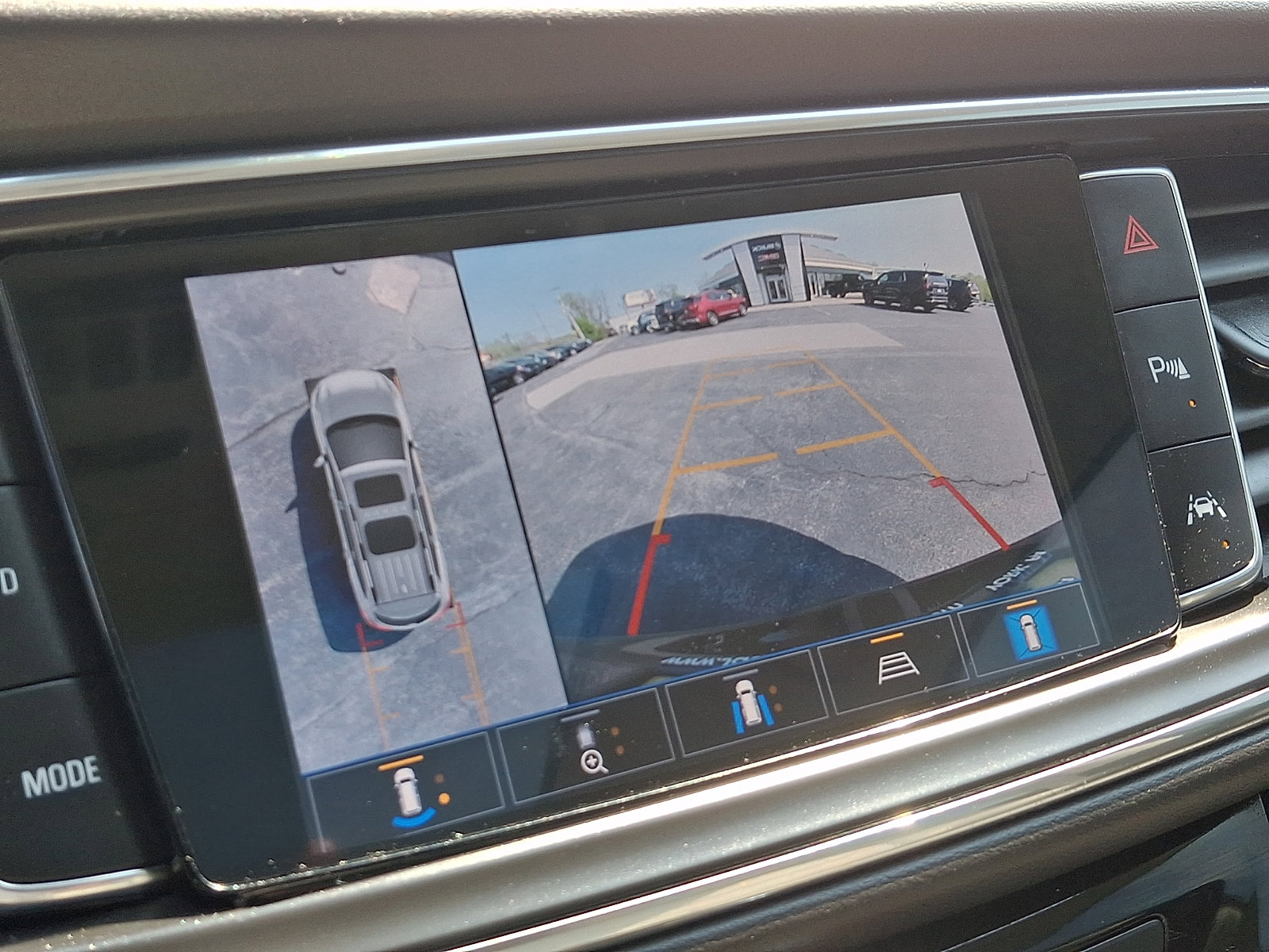 Used 2022 Buick Enclave Avenir w/ Avenir Technology Package AWD/4WD image 20
