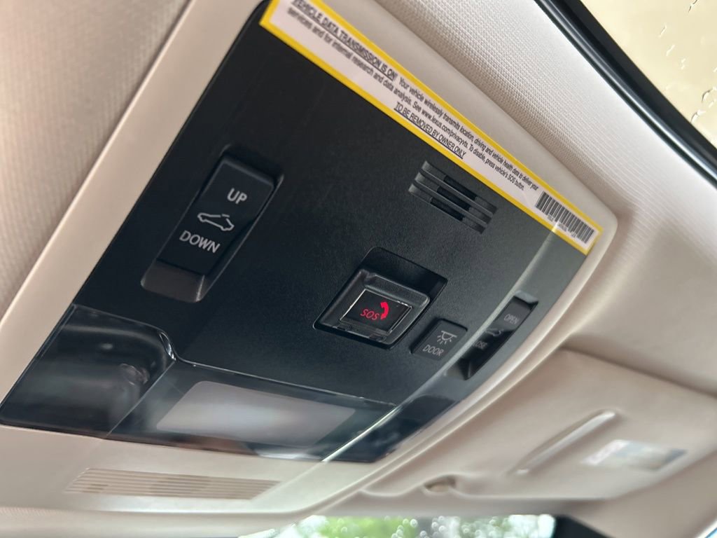 Used 2020 Lexus UX 200 w/ Premium Package image 41