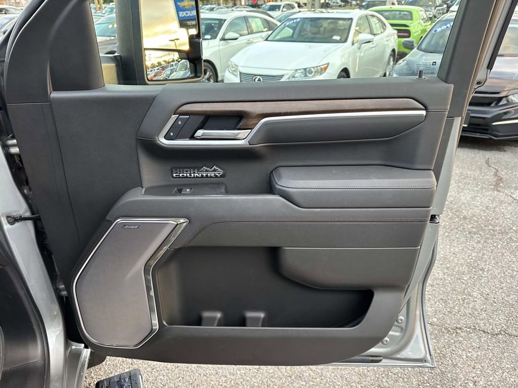 Certified 2025 Chevrolet Silverado 1500 High Country w/ High Country Premium Package image 14