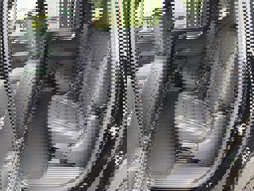 New 2026 GMC Acadia Elevation w/ Elevation Premium Package image 18