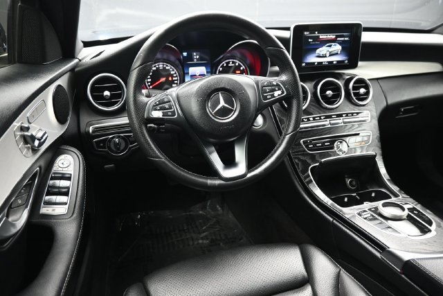 Used 2018 Mercedes-Benz C 300 Sedan image 11