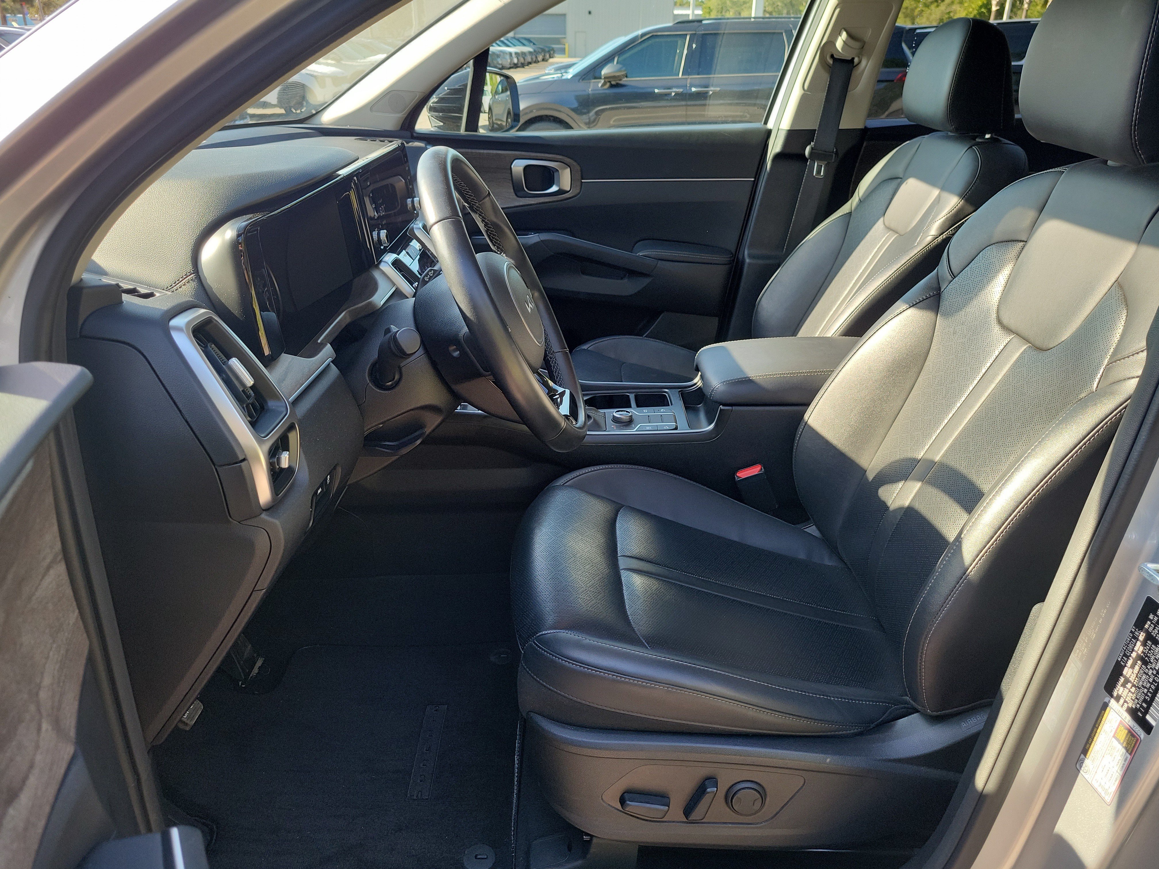 Certified 2022 Kia Sorento S AWD/4WD image 21