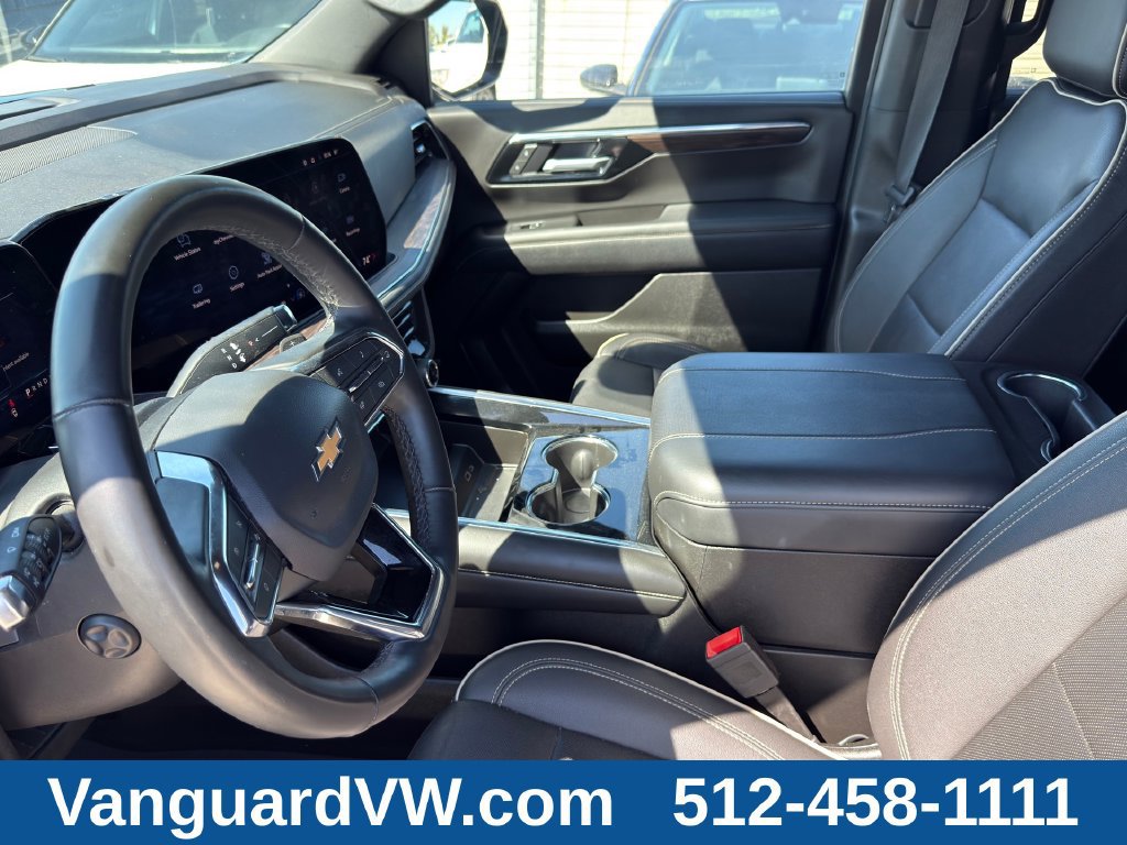 Used 2025 Chevrolet Tahoe Premier RWD image 14