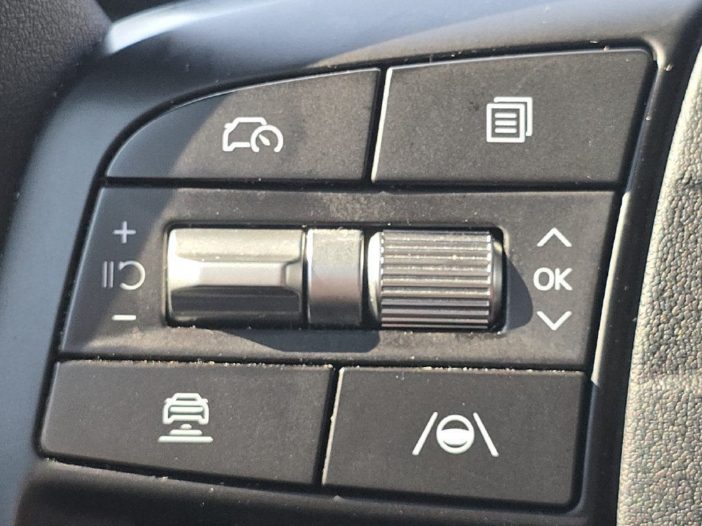 Used 2025 Kia K4 FWD image 29
