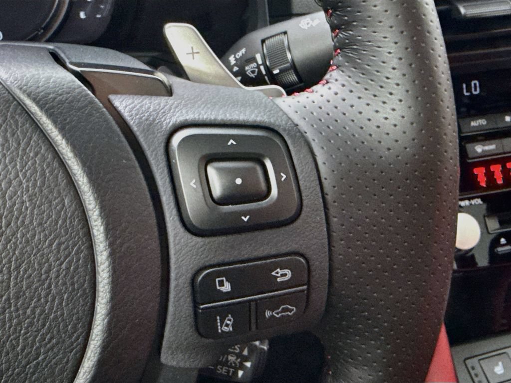 Used 2025 Lexus IS 500 RWD image 12