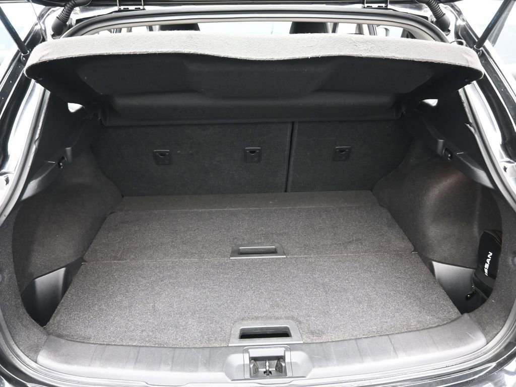 Used 2018 Nissan Rogue Sport SV w/ SV All-Weather Package image 24