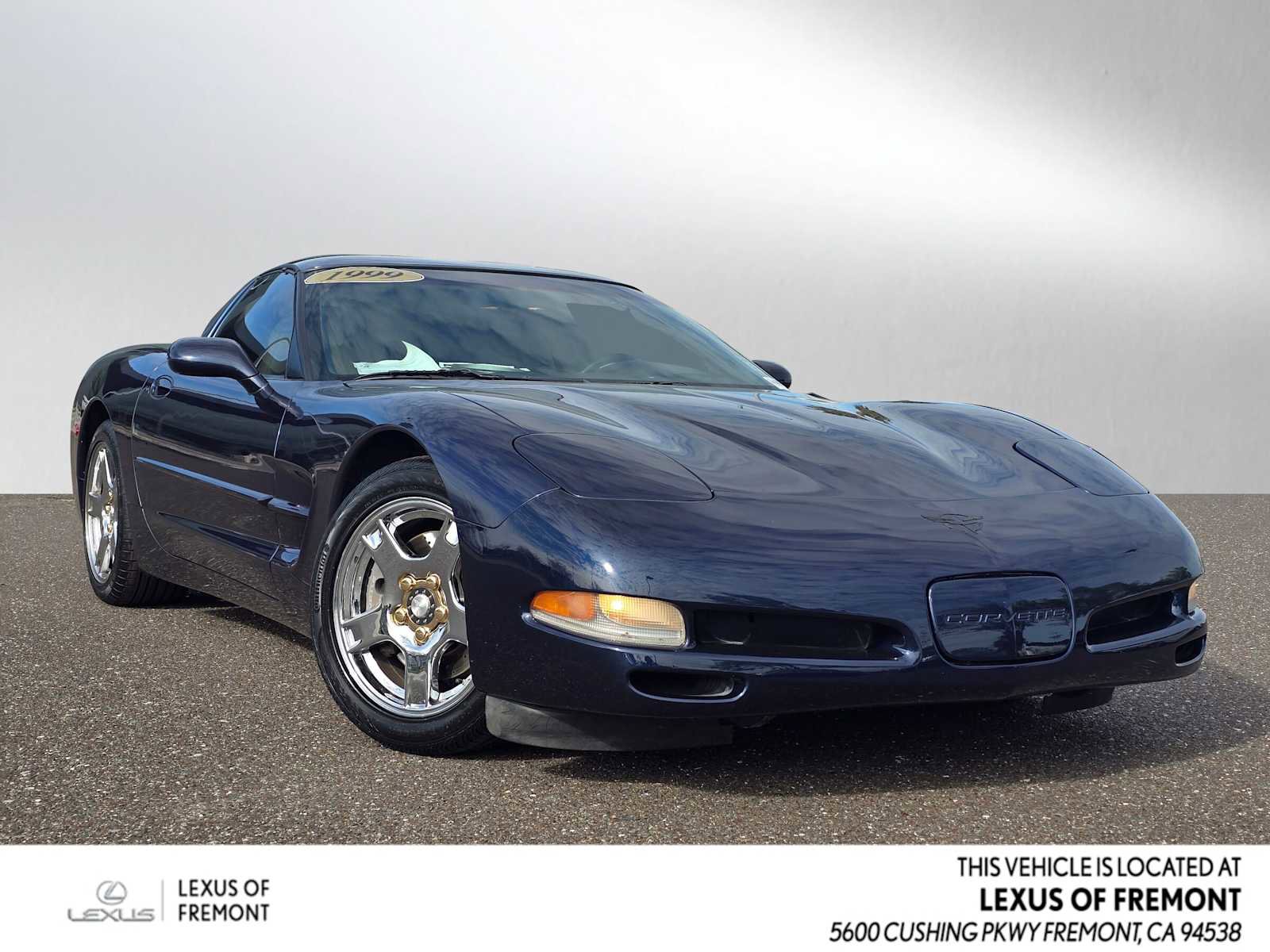 Used 1999 Chevrolet Corvette Coupe w/ Memory Pkg image 1