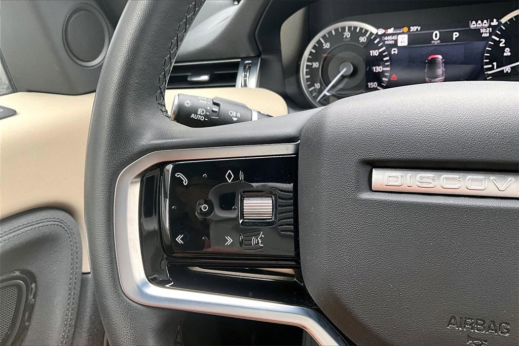 Used 2023 Land Rover Discovery Sport SE image 12