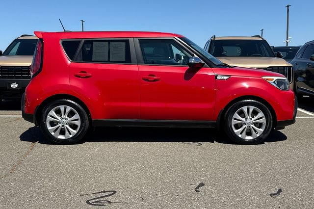 Used 2014 Kia Soul + w/ Audio Package FWD image 3