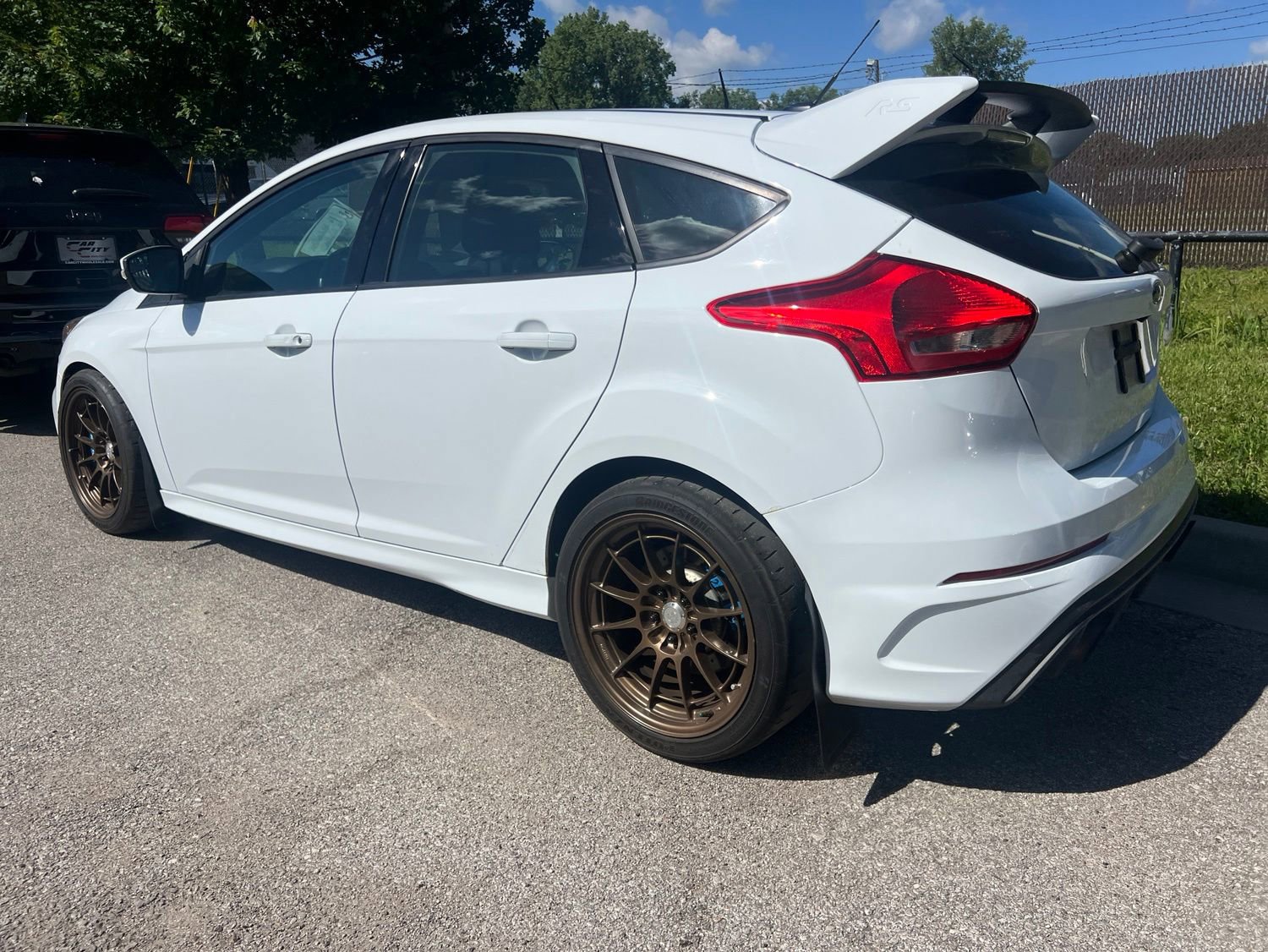 Used 2017 Ford Focus RS AWD/4WD image 7