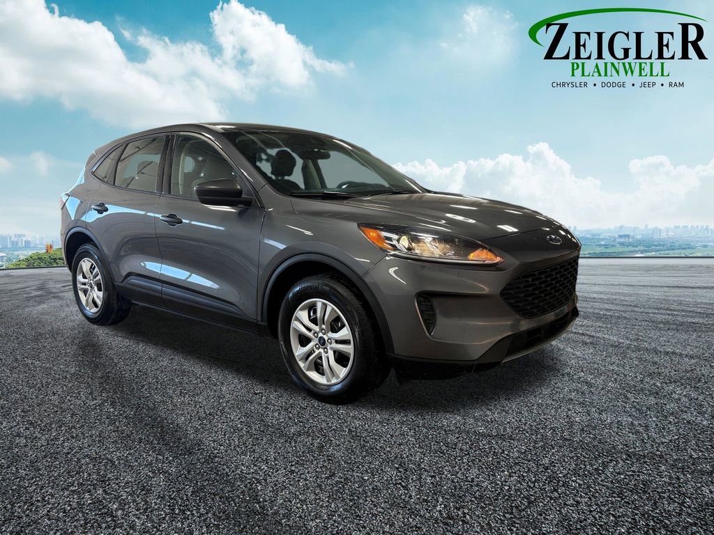 Used 2022 Ford Escape S image 13