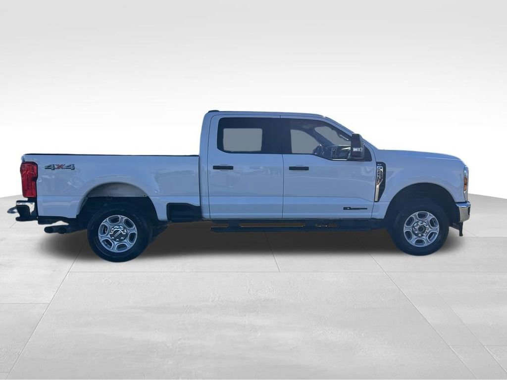 Used 2025 Ford F250 XLT AWD/4WD image 6