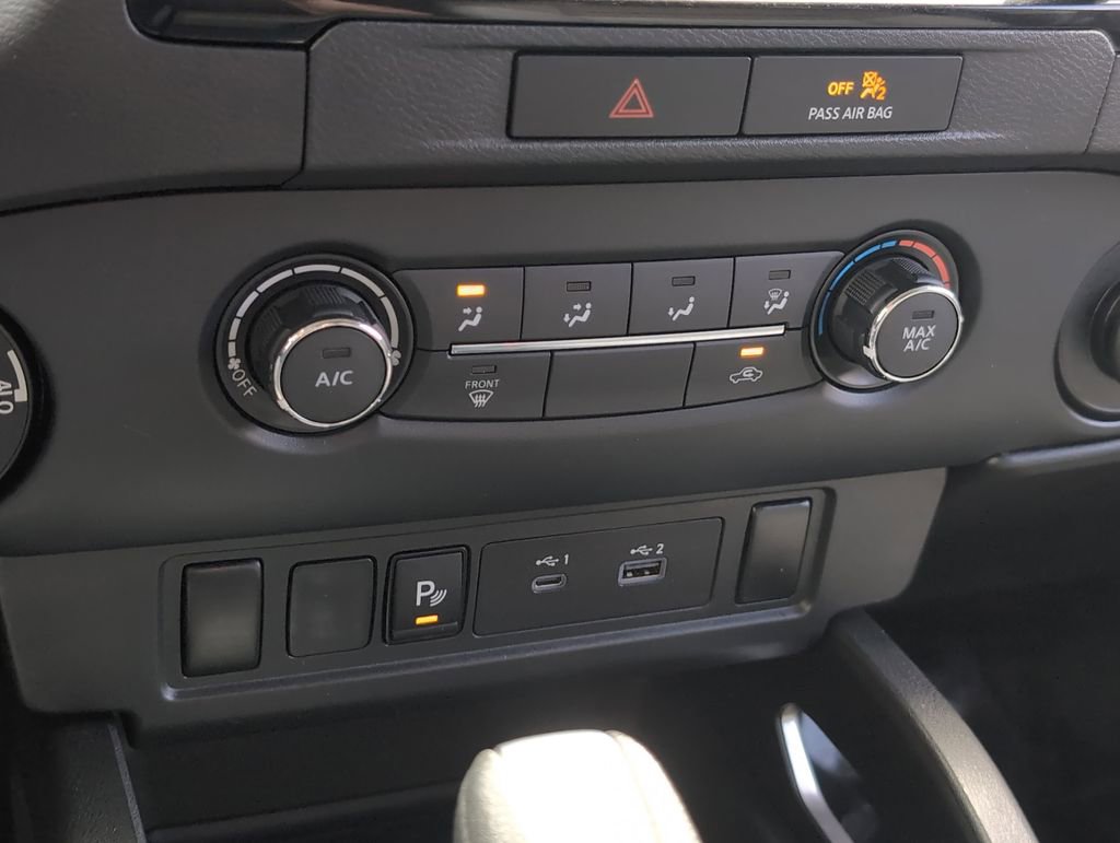 Used 2023 Nissan Frontier SV w/ Technology Package image 14