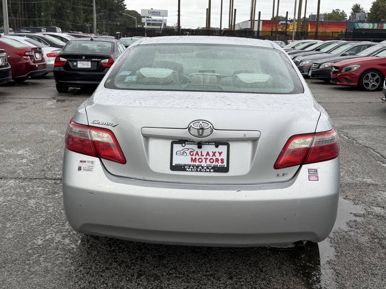 Used 2009 Toyota Camry LE FWD image 4