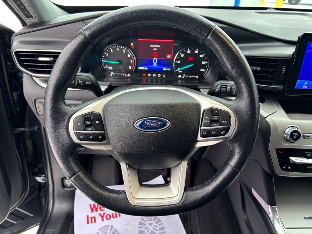 Used 2023 Ford Explorer XLT w/ Equipment Group 202A image 30