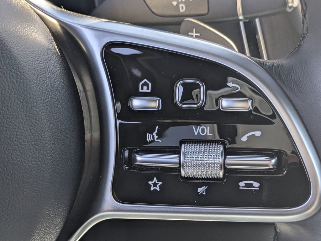 Certified 2022 Mercedes-Benz GLC 300 4MATIC w/ Premium Package Lite image 12