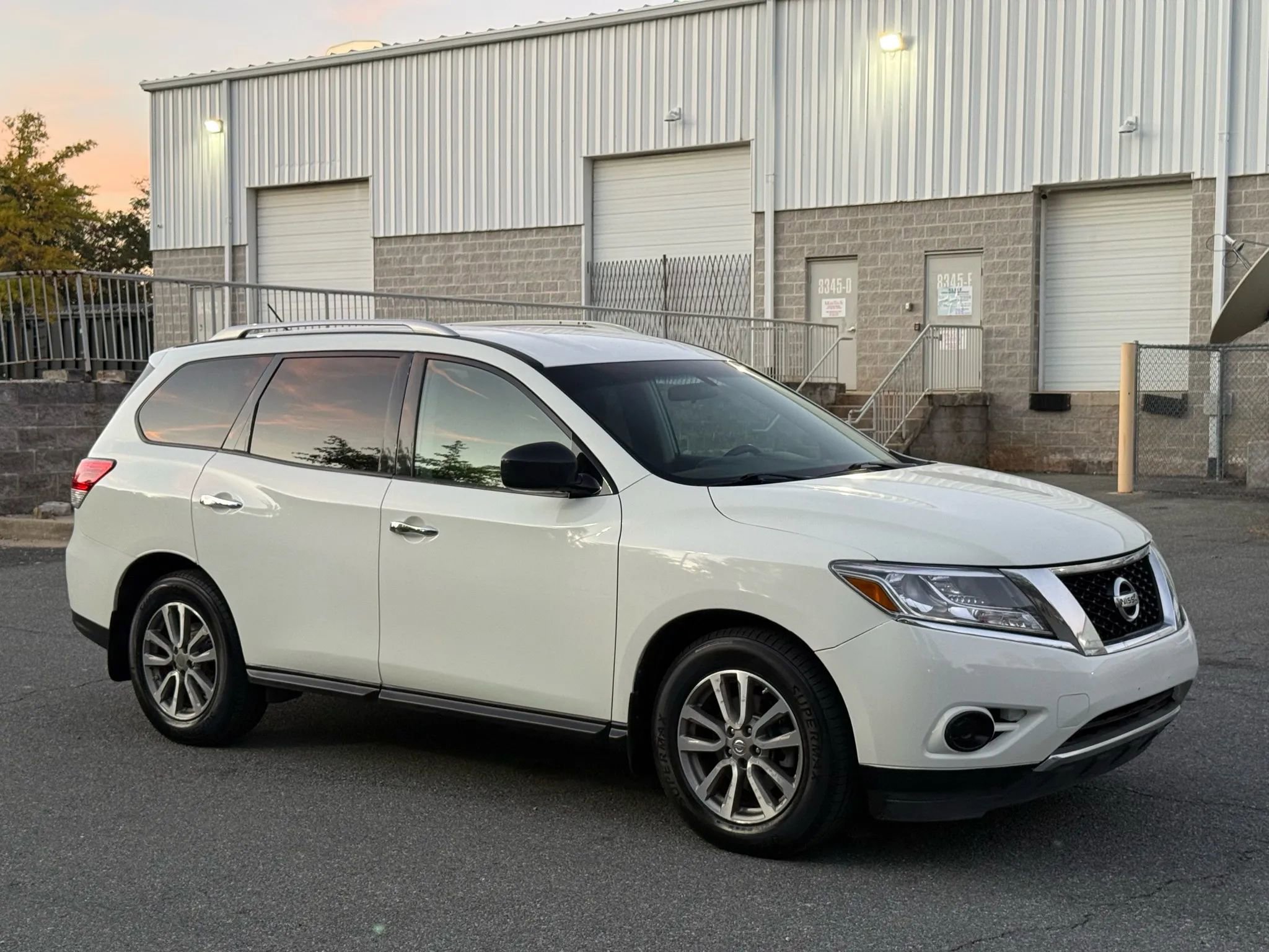 Used 2016 Nissan Pathfinder S image 7