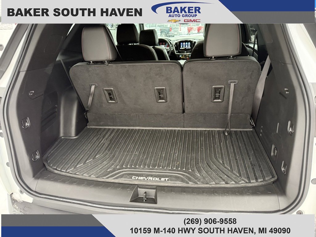 Used 2023 Chevrolet Traverse RS image 6