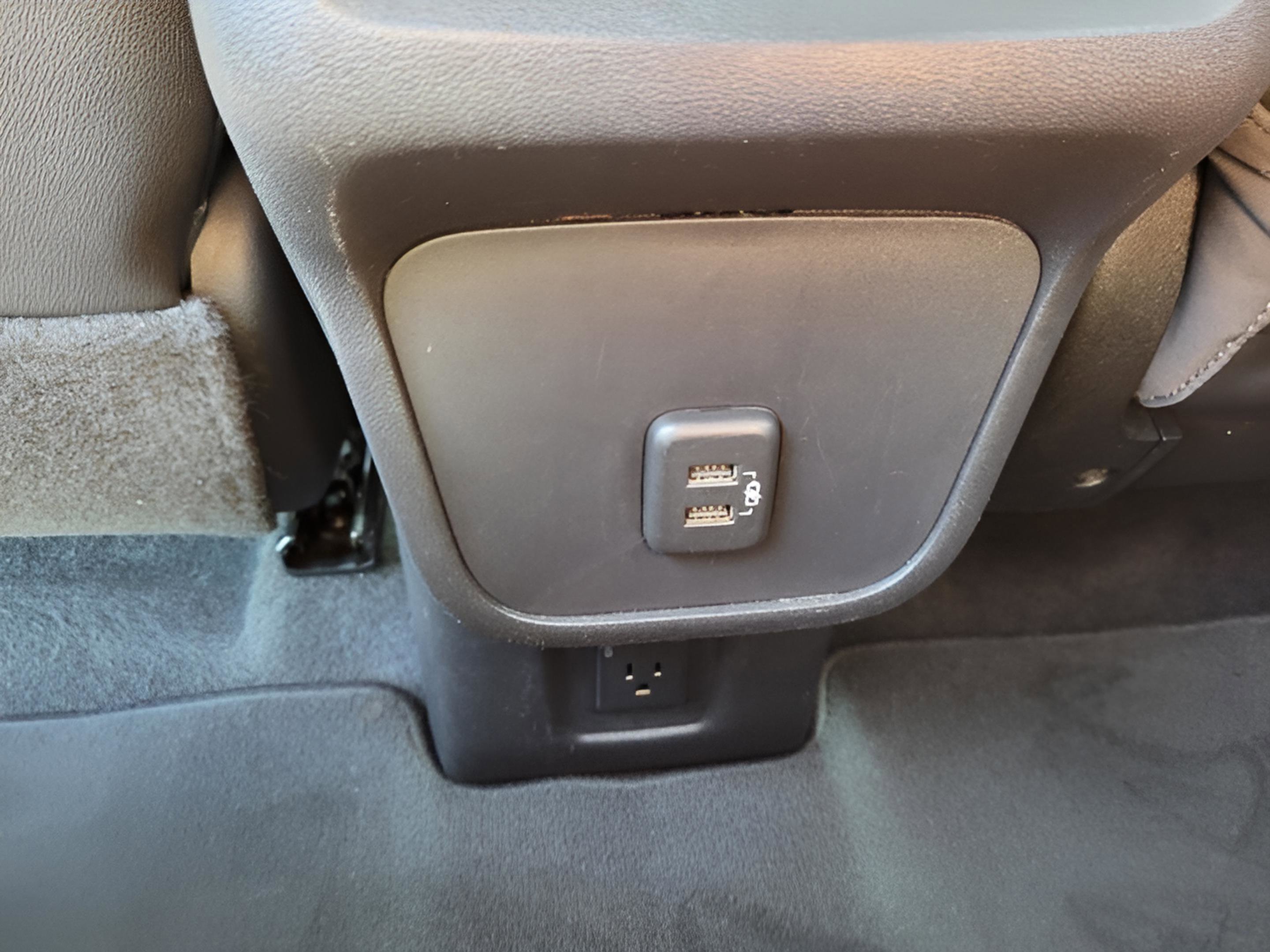 Used 2019 GMC Terrain SLT w/ Preferred Package image 16