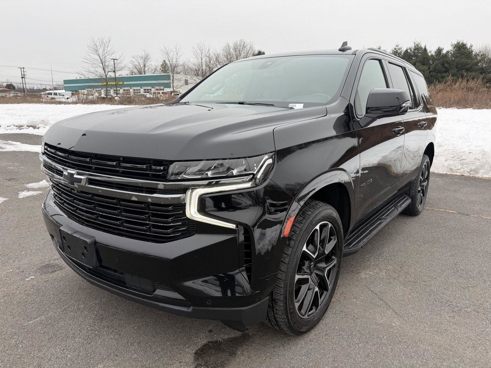 Used 2022 Chevrolet Tahoe RST w/ Sport Performance Package image 2